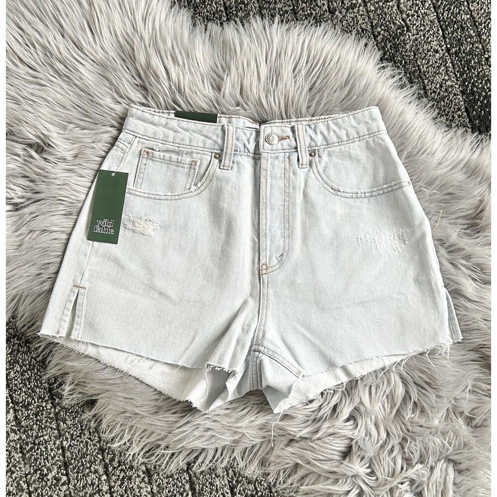 Wild Fable High Rise Cutoff Shorts Women's‎ Size 4 Light Wash Denim 2.5" Target